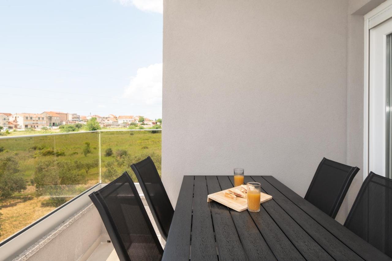Luxury Apartman Imperio シベニク エクステリア 写真