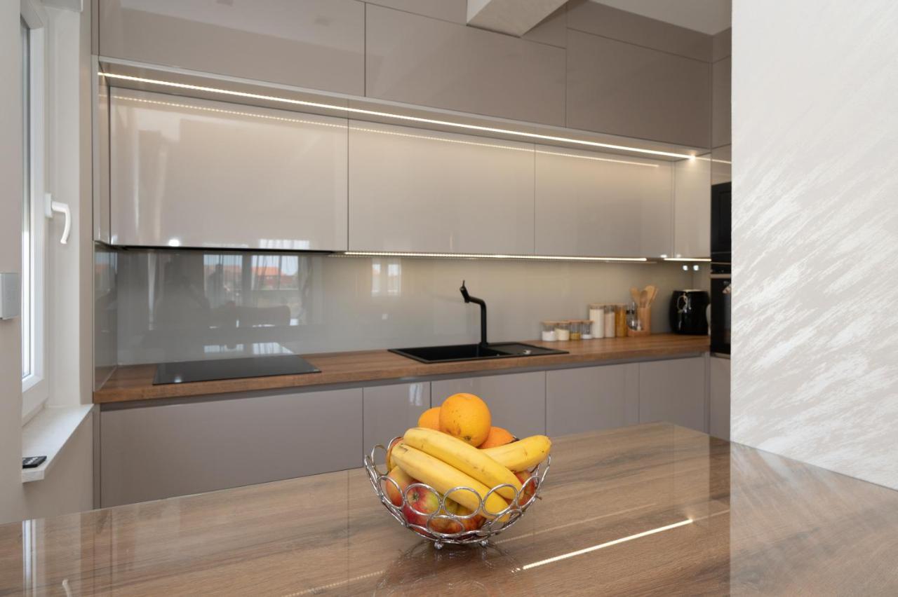 Luxury Apartman Imperio シベニク エクステリア 写真