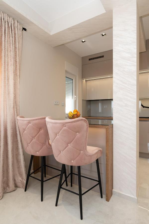 Luxury Apartman Imperio シベニク エクステリア 写真