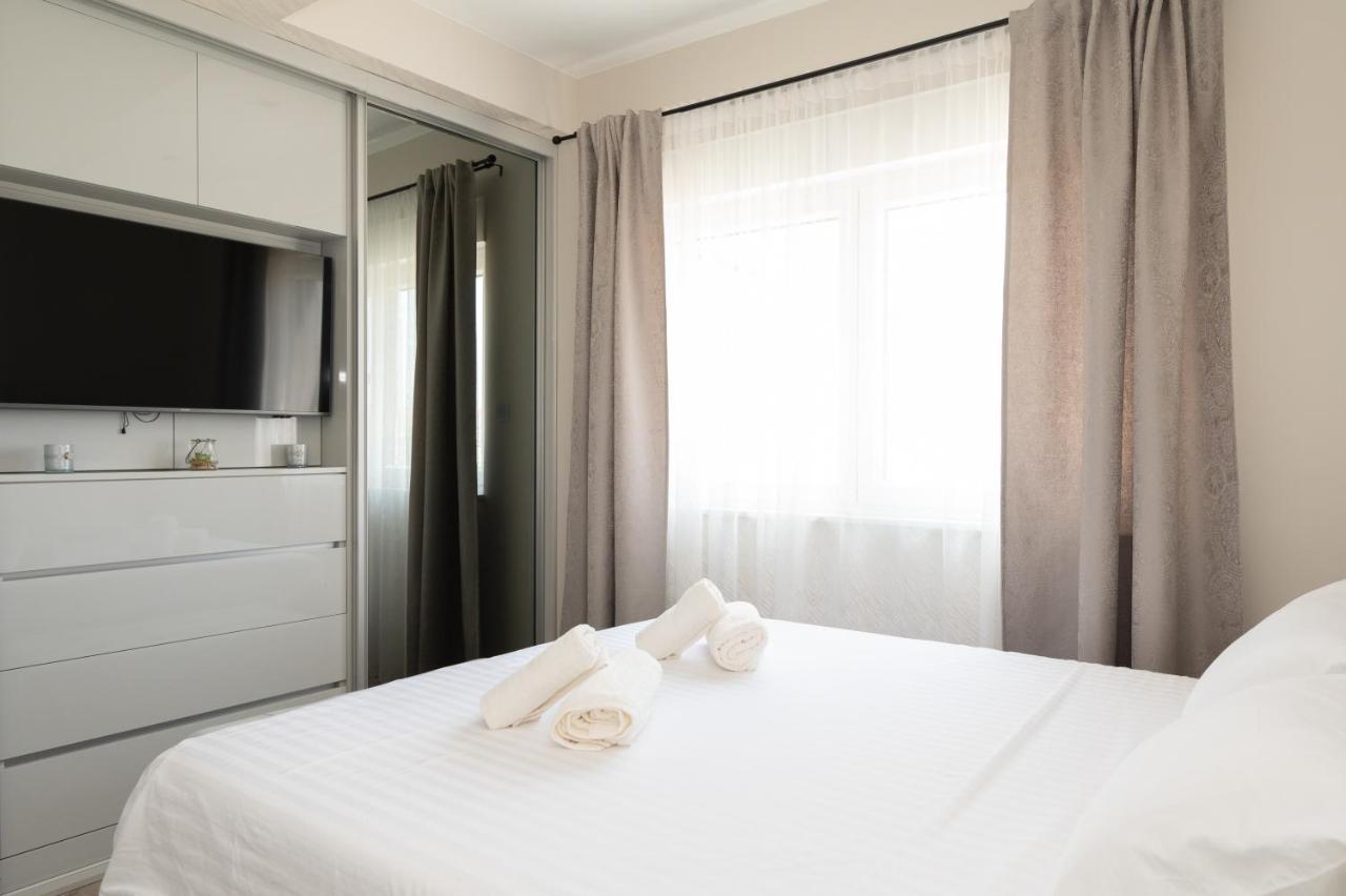 Luxury Apartman Imperio シベニク エクステリア 写真