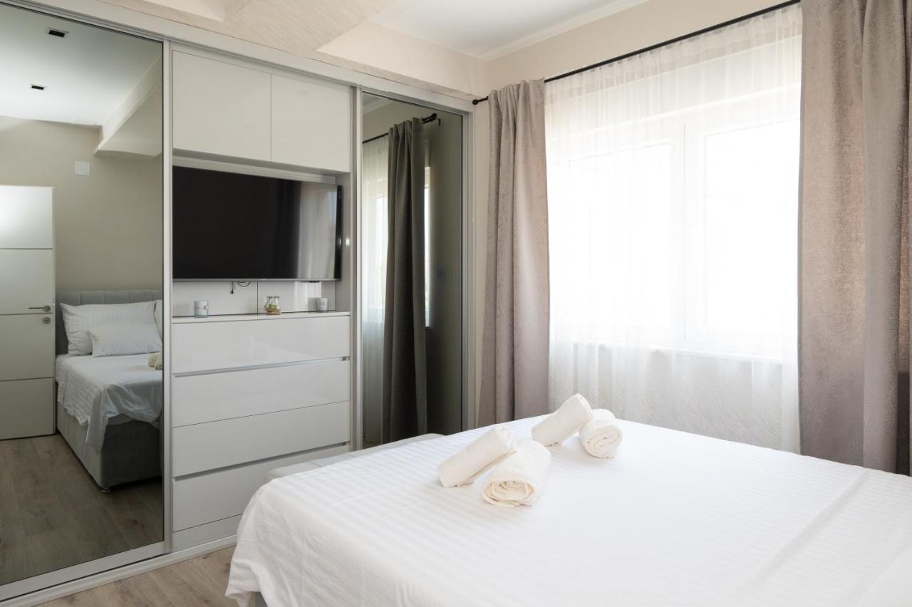 Luxury Apartman Imperio シベニク エクステリア 写真