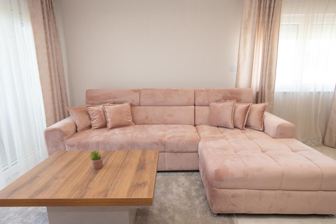 Luxury Apartman Imperio シベニク エクステリア 写真